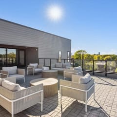 Urban 1BR Retreat in Olde Towne East | Rooftop
