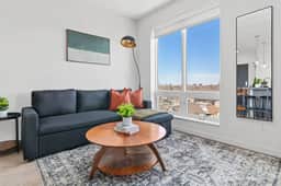 Modern 1BR| Gym+Rooftop | Uptown Minneapolis - Image 5