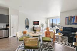 Galleria Retreat | Pool | Free Parking | Gym - Image 4