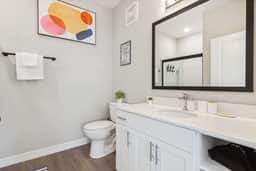 Cozy 1BR/1BA Urban Retreat in Columbus - Image 4