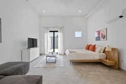 1 Bed|1 Bath | Beautiful Northshore Close to DT - Image 3