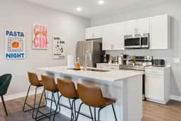 Modern 1BR/1BA Comfort in Columbus - Image 5