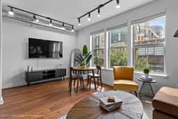 Stylish Modern 2 Beds loft in DT Memphis - Image 4