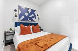 Urban 1BD Escape mins to DT w Gym, Wifi & Balcony - Image 3