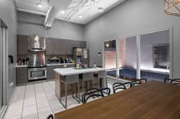 1BR Heart of D/T, near Discovery Museum, AT&T - Image 5