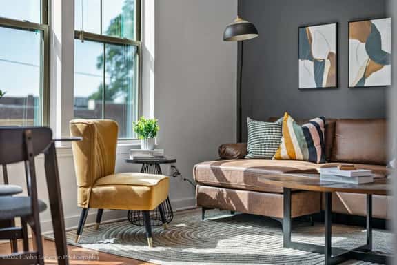 Stylish Loft-Style 1 Bed, 1 Bath Downtown Memphis - Image 1