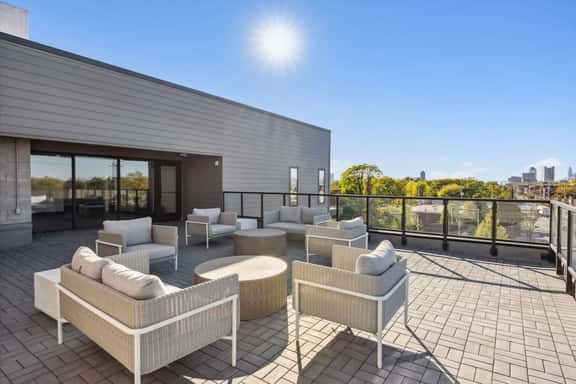 Urban 1BR Retreat in Olde Towne East | Rooftop - Image 1