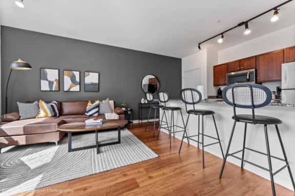 Stylish Modern 2 Beds loft in DT Memphis - Image 1