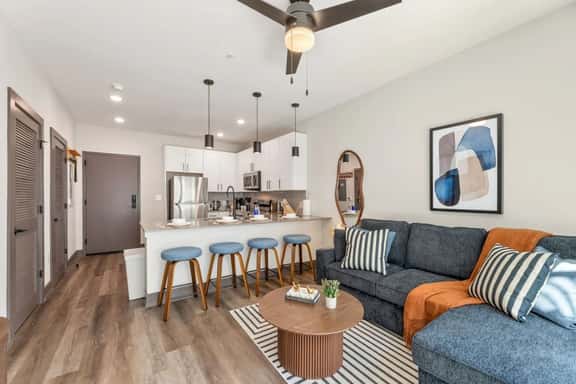Luxe 1BR ATL | Gym, Lounge & Courtyard - Image 1