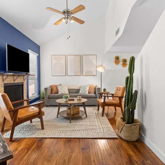Modern 2BR Austin Retreat | 6 Min to Downtown - Image 1