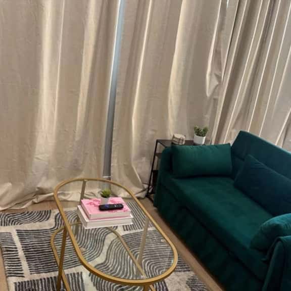 Modern 1BR Fishtown Apt | Prime Philly Location - Image 1