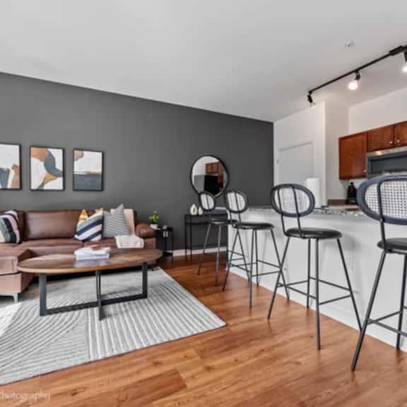 Stylish Modern 2 Beds loft in DT Memphis - Image 1