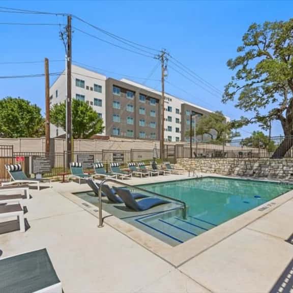 Modern 1BR/1BAPool+Gym| Austin - Image 1