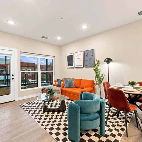Modern 1BR Apt with Balcony, Gym and Free Parking - Image 1