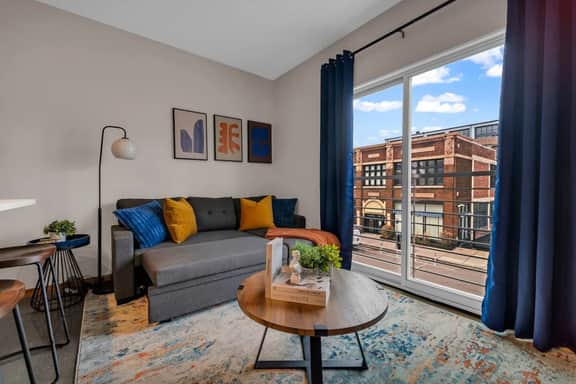 Your Stylish Midtown Getaway in Detroit - Image 2
