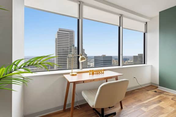 1 Bedroom flat, great view and swimming pool- Dallas Downtown - Image 4