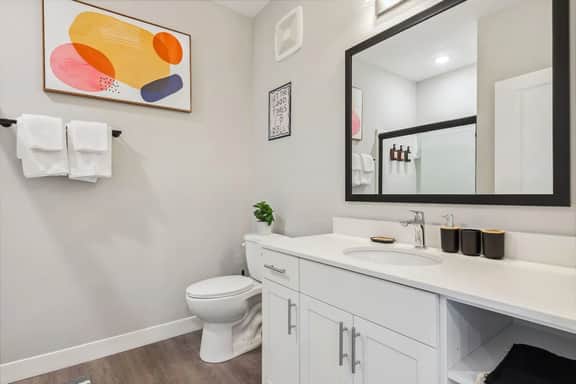 Chic 1BR/1BA Haven in Columbus - Image 4
